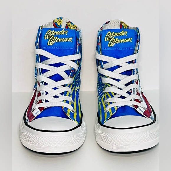 Converse x DC Comics Wonder Woman High-Tops - Picture 3 of 7